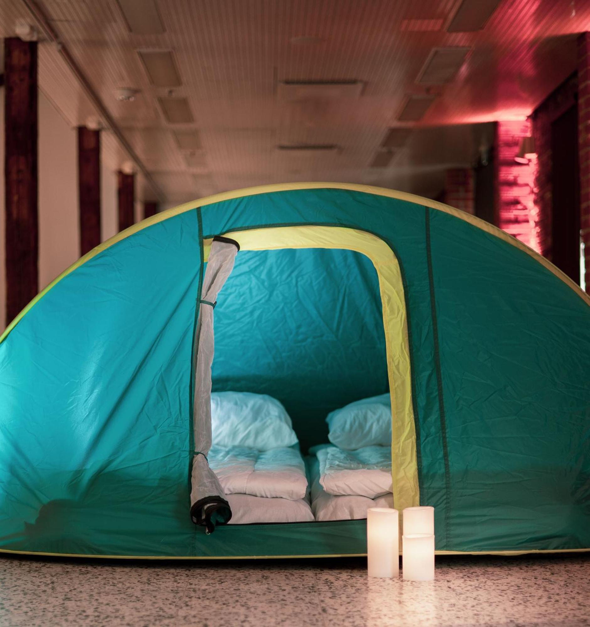 Indoor Camping Helsinki Hotel Ngoại thất bức ảnh