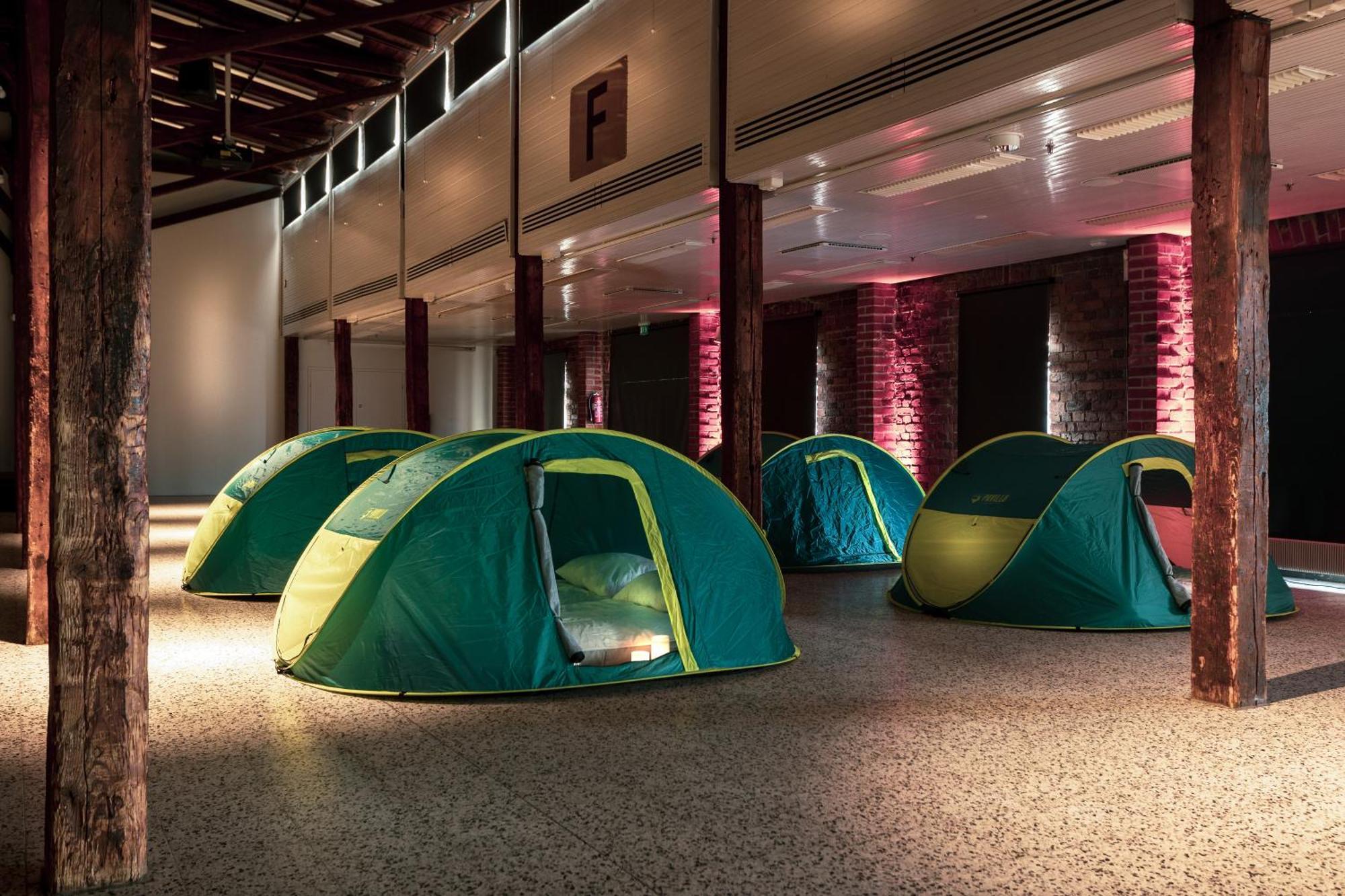 Indoor Camping Helsinki Hotel Ngoại thất bức ảnh