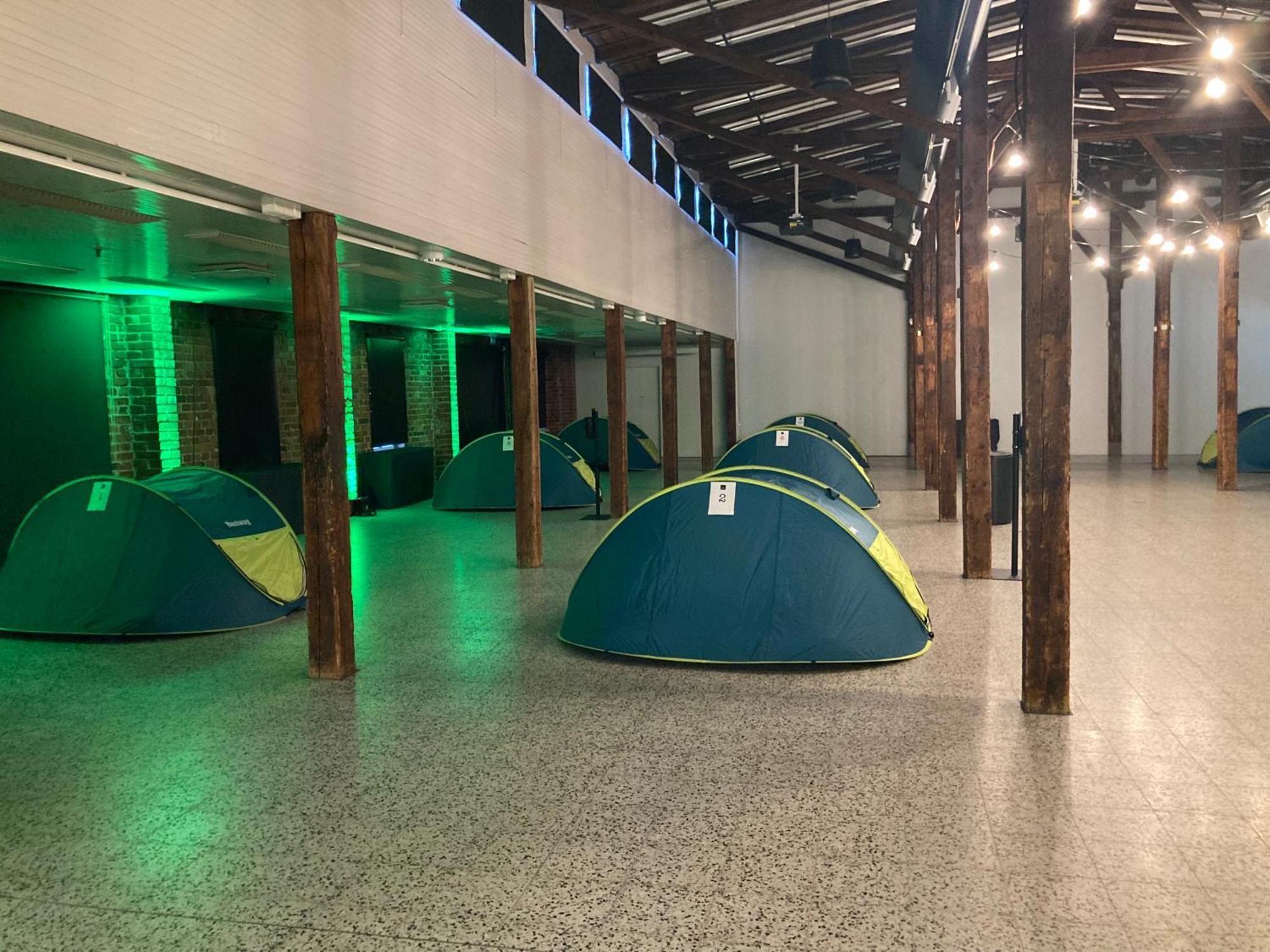Indoor Camping Helsinki Hotel Ngoại thất bức ảnh